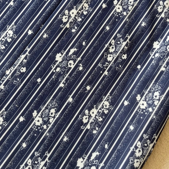 Vintage 70s Navy Floral Stripe A-Line Dress with Puff Sleeves - Picture 4 of 10